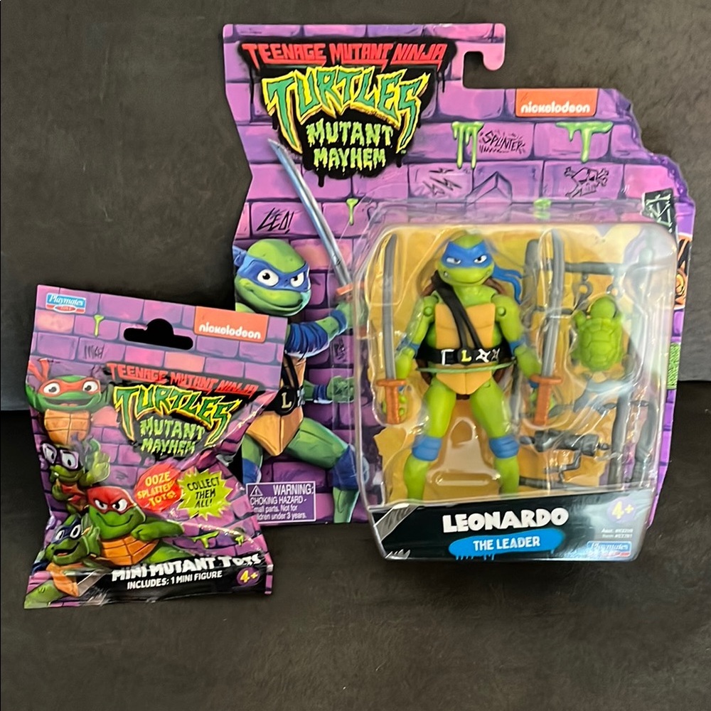 NWT Teenage Mutant Ninja Turtles Leonardo Action Figure - Blue and Green bundle